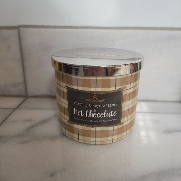 Goose Creek TOASTED MARSHMALLOW & HOT CHOCOLATE Large 3-Wick Candle, 14.5 Oz - Picture 1 of 5